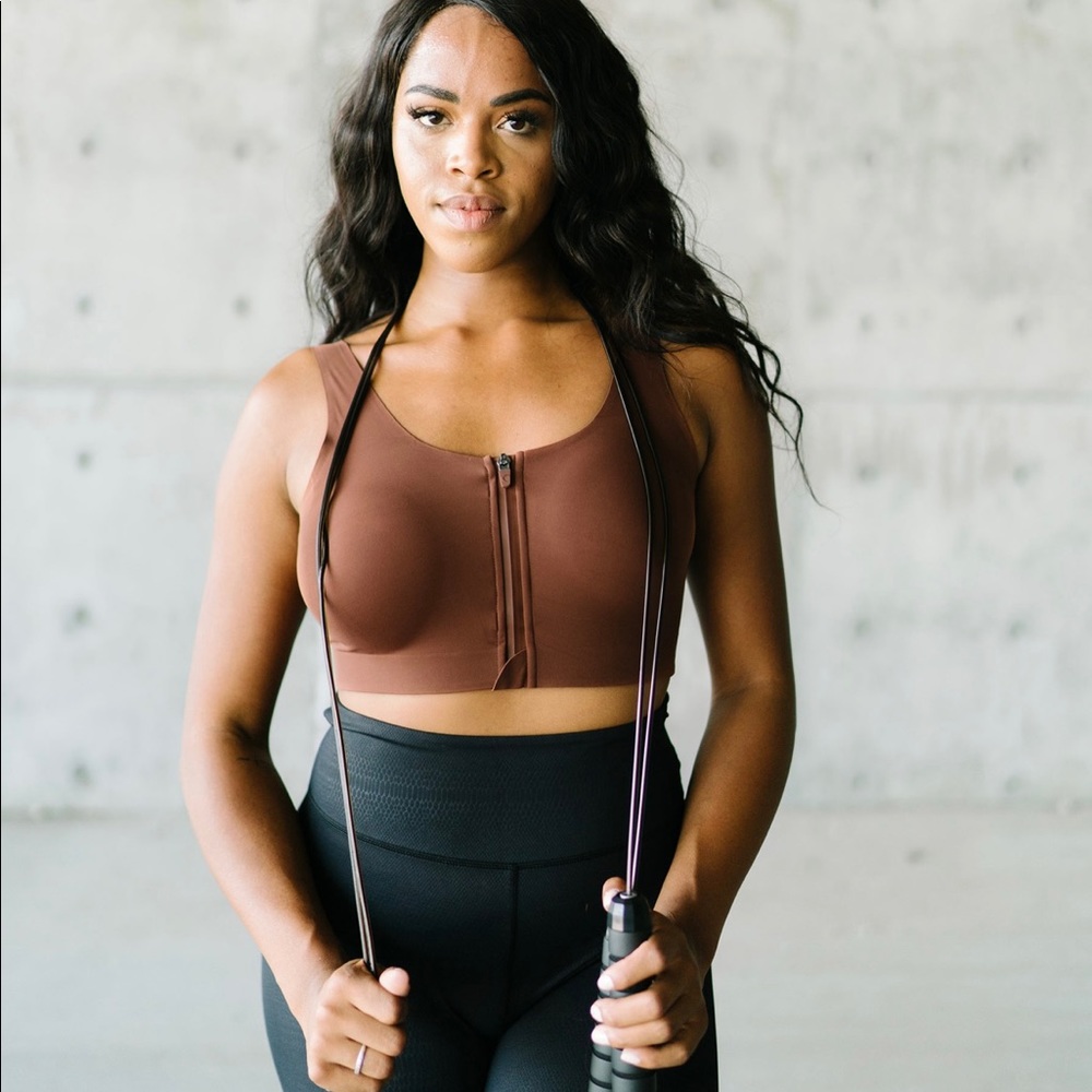 Zyia Coffee Front Zipper Access Bra
